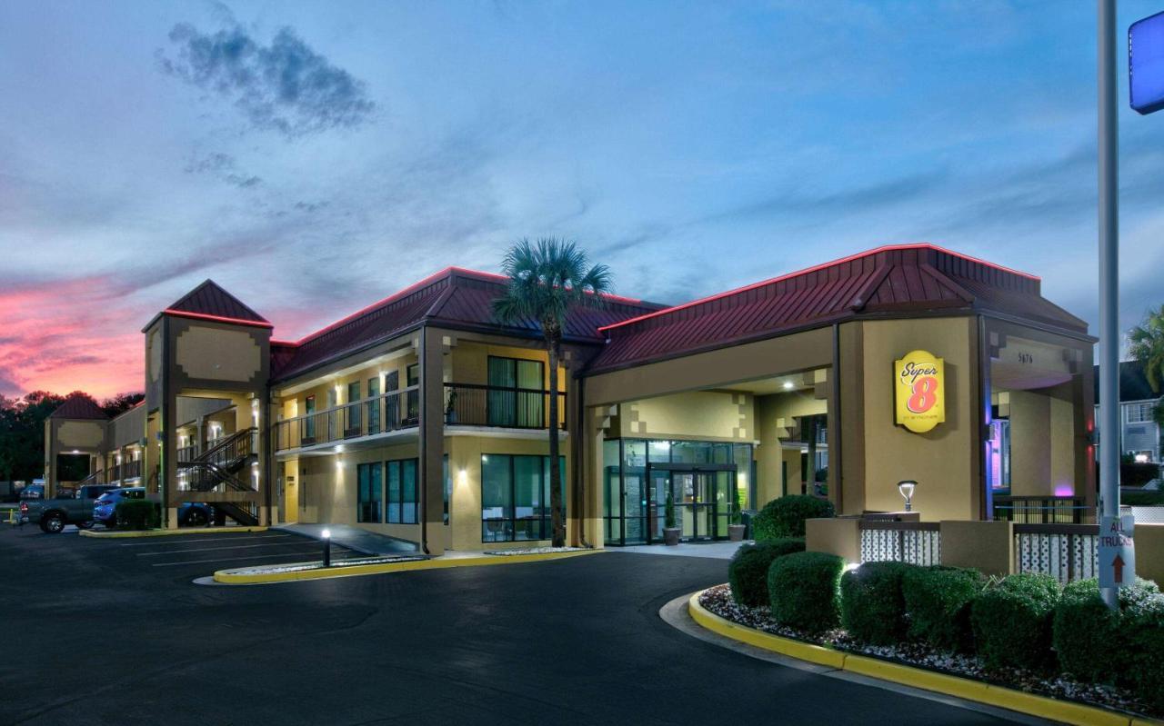 Super 8 By Wyndham Mobile/Tillmans Corner Motel Exterior photo